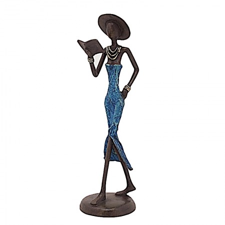 Statue bronze femme en bleu lisant