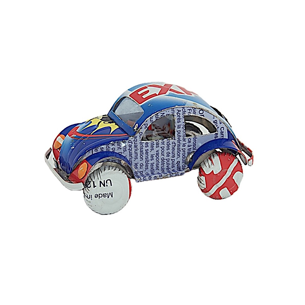 Voiture VW coccinelle canettes recyclées