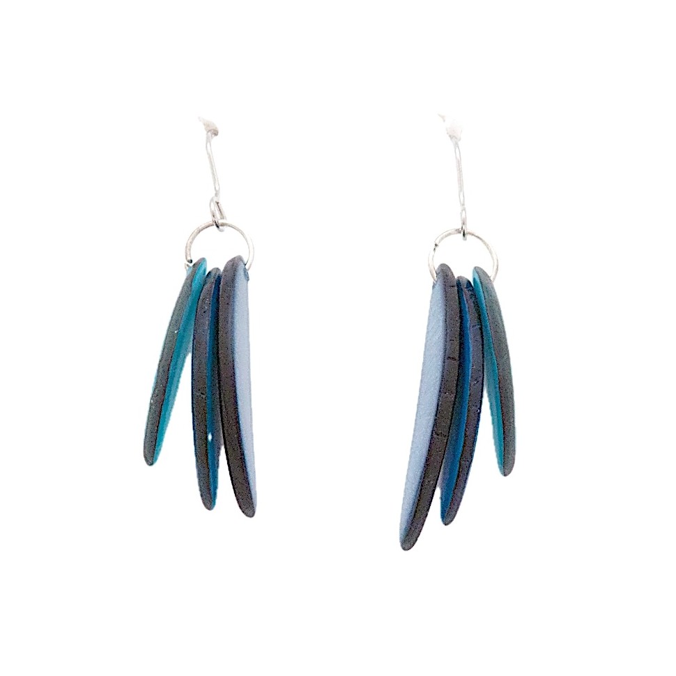 Boucles d'oreilles en tagua bleu