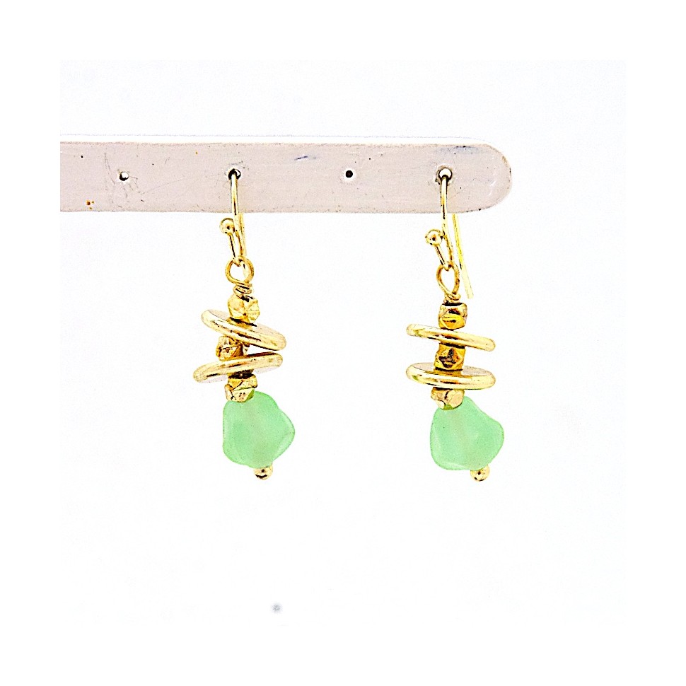 Boucles d'oreilles laiton doré et perle de verre