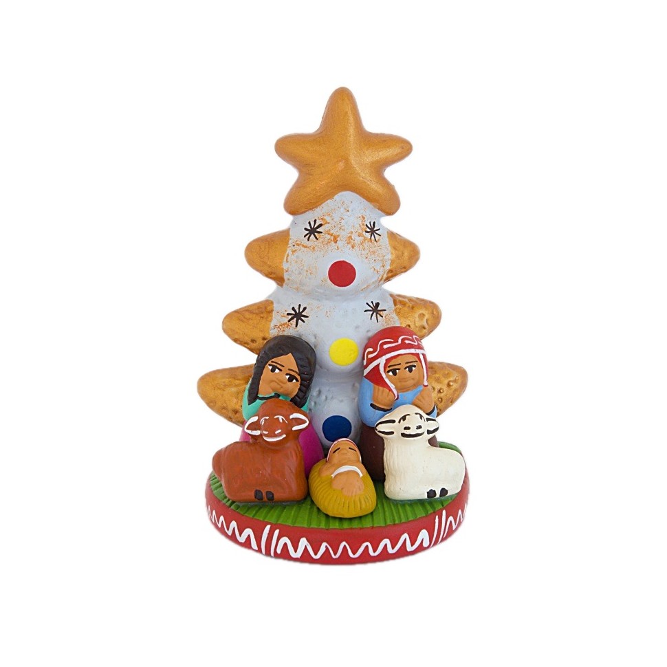Crèche devant sapin de Noël
