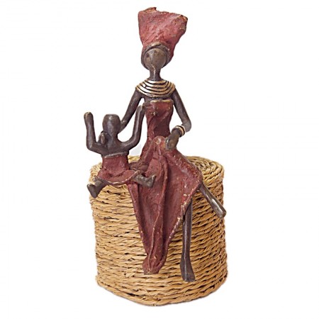 Statue bronze femme assise avec enfant en rouge