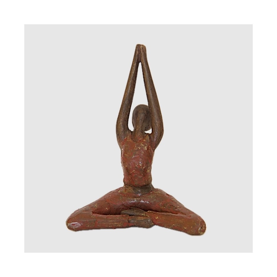 Statue bronze Adeline femme en rouge yoga