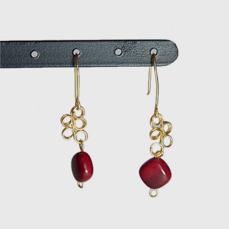 Boucles d'oreilles tagua rouge