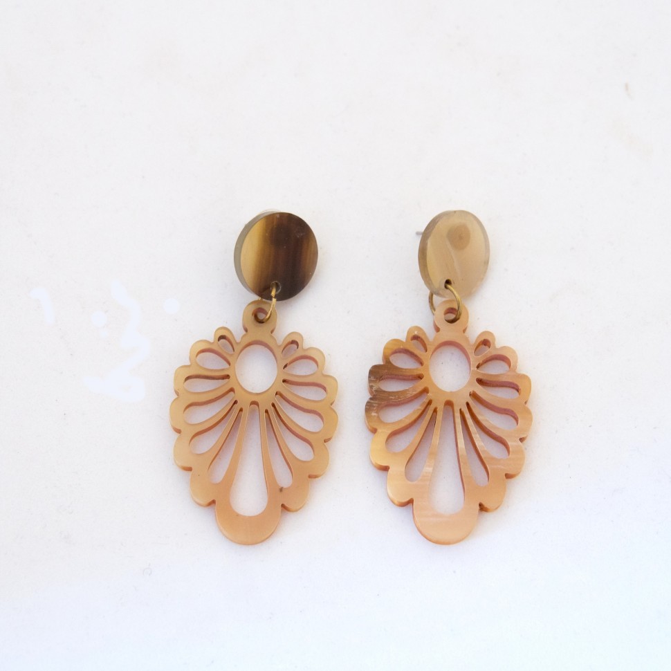 Boucles d'oreilles feuilles corne