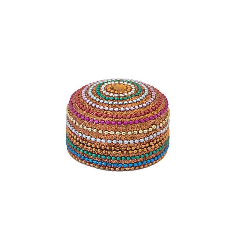 Boîte ronde métal et perles multicolores