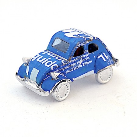 Voiture 2CV canettes recyclées