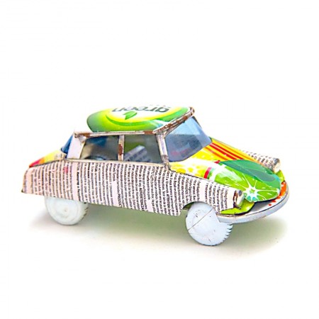Voiture DS 21 canettes recyclées