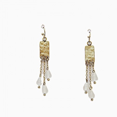 Boucles d'oreilles laiton doré et  3 perles de verre
